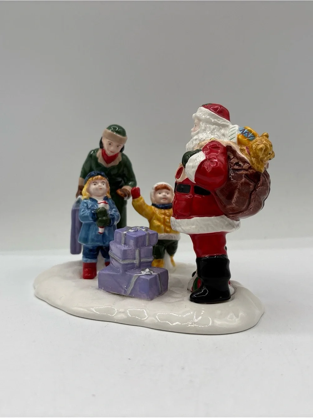 Department 56 1995 Vintage Original Snow Village A Visit With Santa 7544 Retired